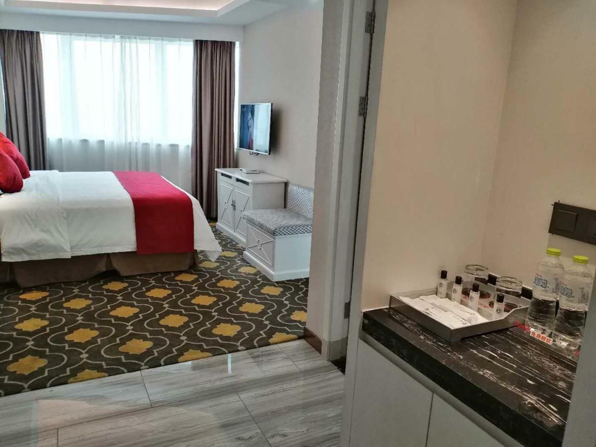 Ramada Encore Wyndham Nanning City Center Hotel Qingxiu Luaran gambar